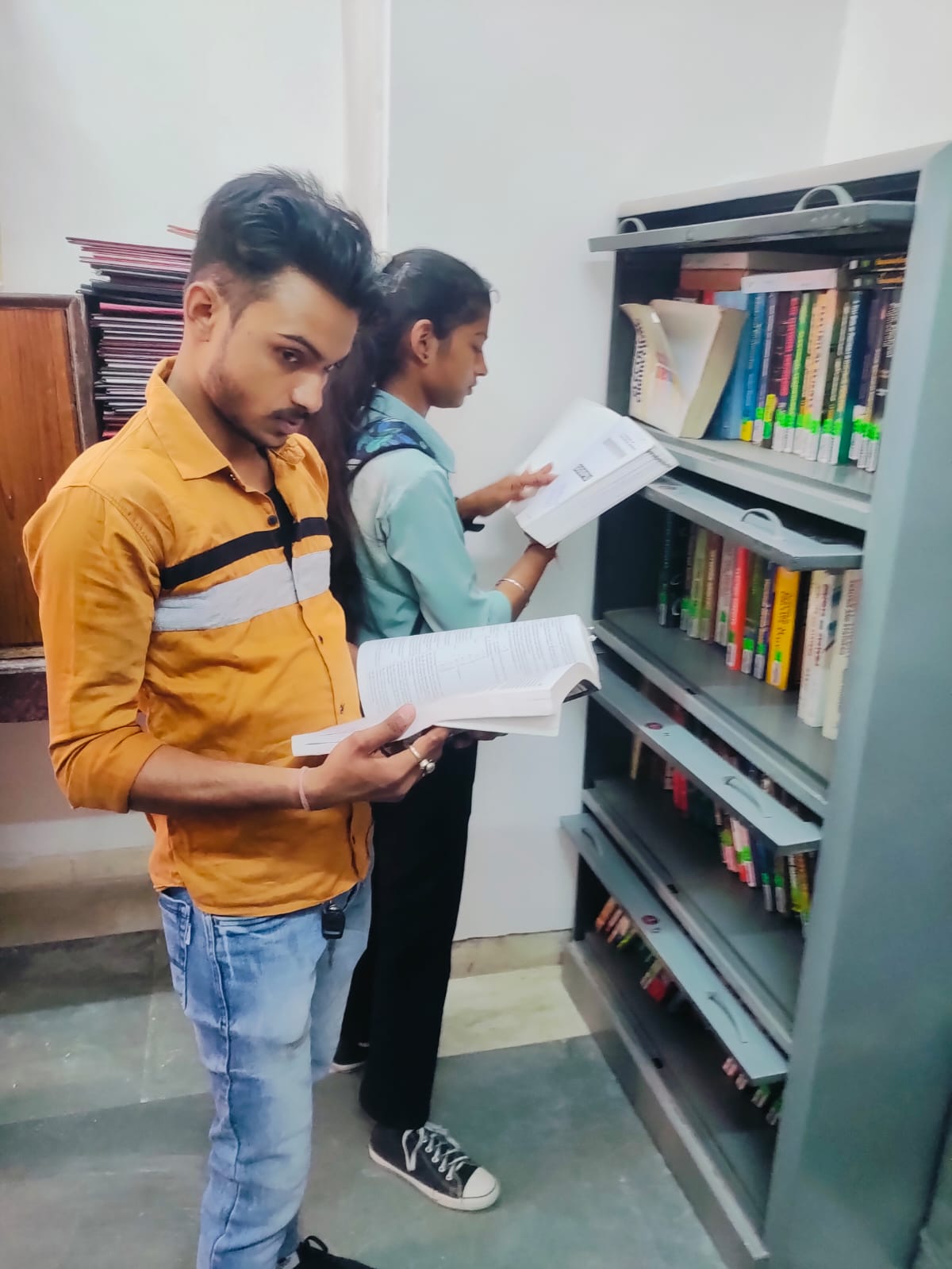 library_image_3.jpg